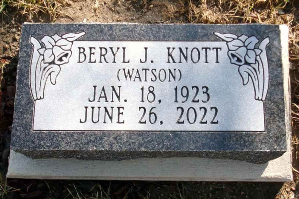 Choosing the Right Grave Markers for a Lasting Tribute